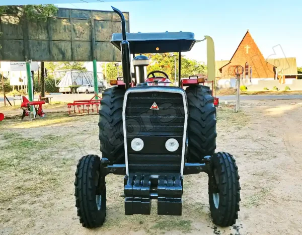 Massive 290 Tractors For Sale In Malawi