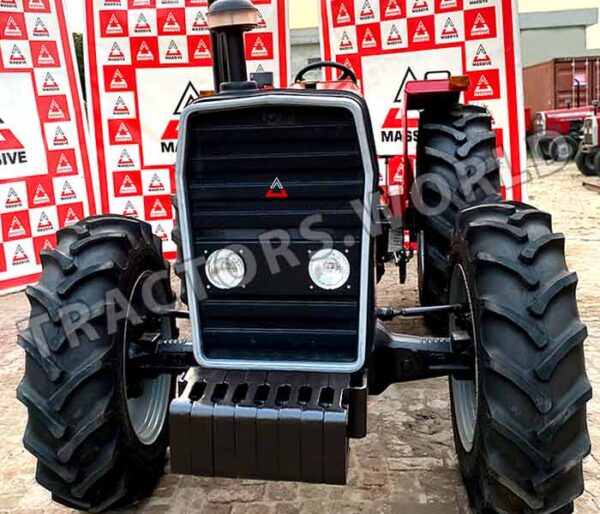 Massive 290 4WD Tractor